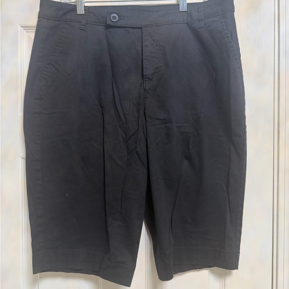 Style & Co. Size 14 Black Flat Front Chino Shorts Casual Bermuda knee length